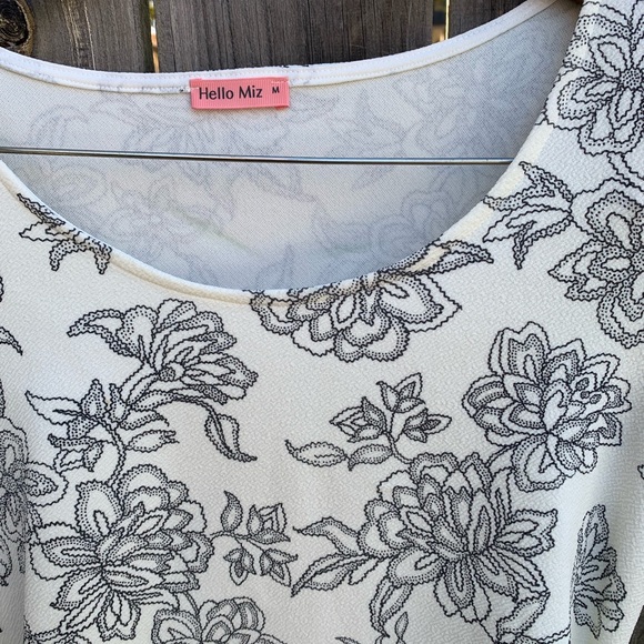 Hello Miz maternity dress - Picture 3 of 3